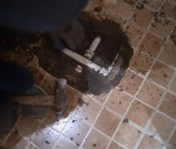 市中卫生间漏水维修公司为您分享下卫生间渗水如何处理及注意事项